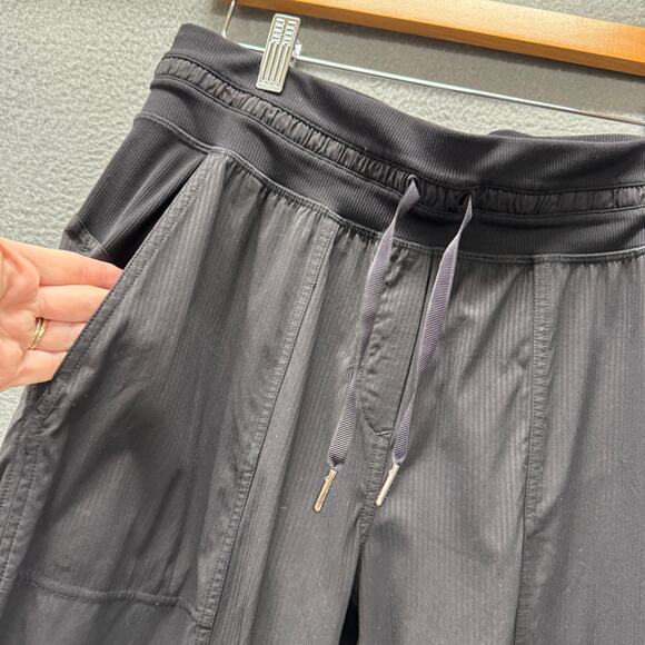 Lululemon Dance Studio Pants Womens 8 Black Cropped Activewear 25" Inseam - Picture 6 of 10
